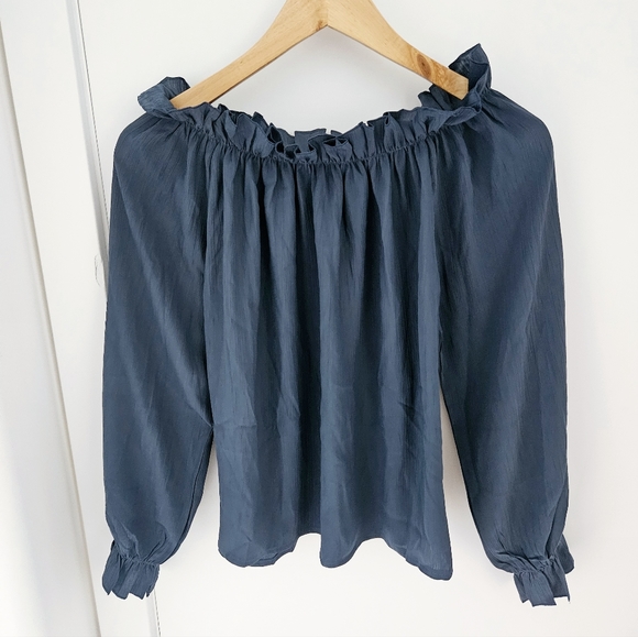 Off-Shoulder Ruffle-Trim Blouse - Picture 3 of 3
